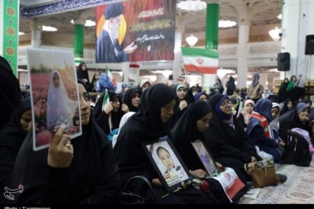 6 روایت‌ اقتدار از خانواده شهدای مدرسه شجره طیبه میناب+ عکس