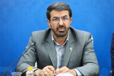 استاندار همدان:گره‌گشایی از تولید شبانه روزی انجام می شود