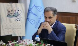 انتقال حساب‌های بانکی شرکت‌های صنعتی به استان کرمان باید عملیاتی شود