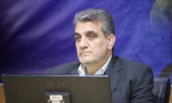 تأکید استاندار سمنان بر حفظ اشتغال کارگران در واحدهای تولیدی