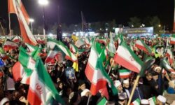 تداوم حماسه وفاداری در بیرجند؛ چهل و دومین شب ایستادگی در میدان