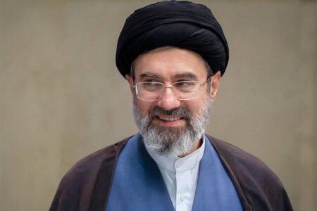 تصویر نامه‌های قدردانی رهبر معظم انقلاب از علمای اهل سنت و سران طوایف