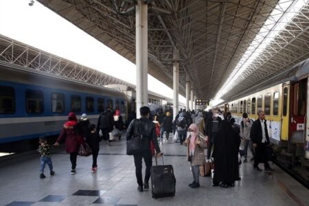حرکت قطار‌ها از مشهد به اکثر مقاصد ریلی برقرار است