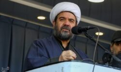 حضور مردم در خیابان‌ها بخشی از میدان نبرد است