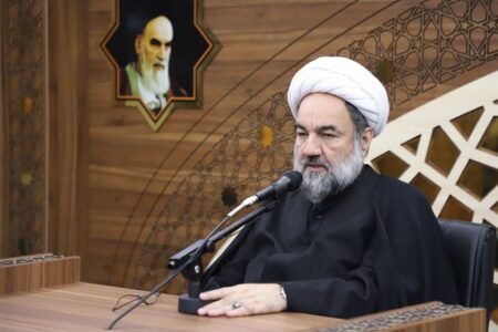 حفظ انقلاب بدون حضور مردم در صحنه ممکن نیست