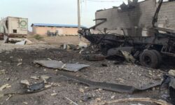 حمله دشمن به انبار امدادی هلال‌احمر در بوشهر