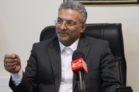 دستور معاون استاندار برای حذف بروکراسی‌های زاید در ادارات استان مرکزی