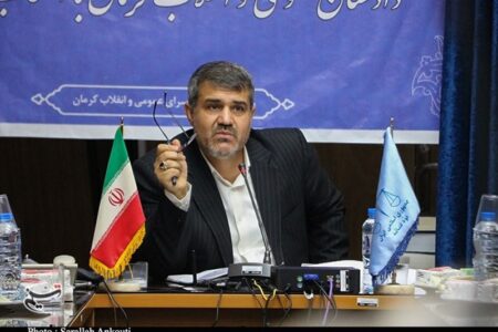 دستگیری سارق مسلح در کرمان/ کشف سلاح‌های سرد و گرم از متهم