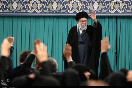 سروده‌های برخی شاعران کرمانی در رثای رهبر شهید