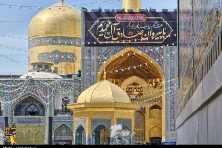 سیاه‌پوشی حرم امام رضا(ع) به مناسبت شهادت امام صادق(ع)+تصاویر