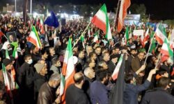 طنین فریاد استکبارستیزی در بیرجند/ برپایی میز خدمت در میدان