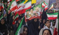 محاصره تنگه هرمز و بی‌اعتبار رئیس جمهور آمریکا