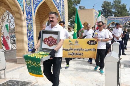 کاروان دوندگان «جاده ولایت» به بردسکن رسید
