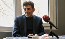 آیین‌های مانند  «اردیبهشت مفاخر» در همدان تا پایان سال ادامه دارد