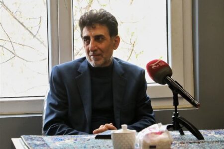 آیین‌های مانند  «اردیبهشت مفاخر» در همدان تا پایان سال ادامه دارد