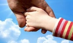 اردبیل 5 هزار معلم حامی ایتام دارد