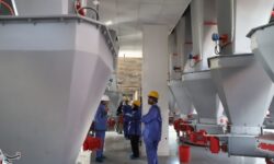 افتتاح کارخانه بزرگ خوراک دام و طیور در میامی