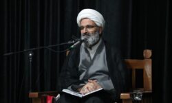 امام جمعه سمنان: وحدت ملی زیر پرچم ولایت حفظ شود