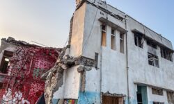 «ایستاده در غبار»؛ روایت زخم جنگ بر میراث تاریخی ایران در بندرعباس