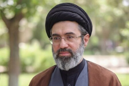 بیعت‌نامۀ علمای شاعر جهان اسلام با آیت‌الله سیدمجتبی خامنه‌ای+ اسامی