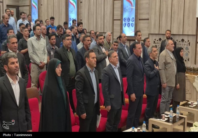 تجلیل از قهرمانان و مدال‌آوران زنجانی