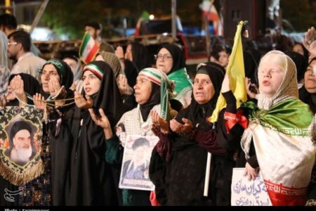 حماسه‌آفرینی یاسوجی‌ها به شب هفتادوهفتم رسید+تصاویر