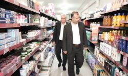 ذخایر کالاهای اساسی در آذربایجان‌غربی به میزان کافی تأمین شده است