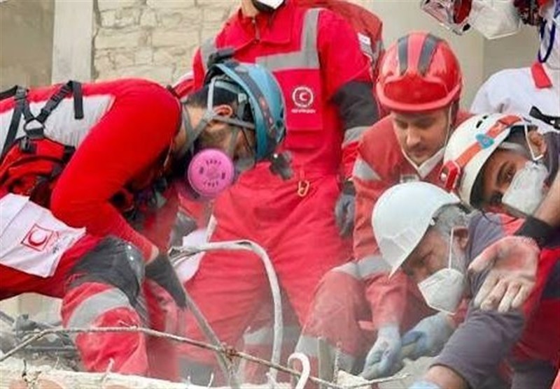 عطر خون شهید و پبدا شدن پیکر شهید 6 ماهه؛ مشاهدات عضو هلال احمر از جنگ