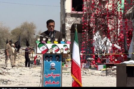 معلمان شهید تا لحظه آخر دانش‌آموزان را تنها نگذاشتند