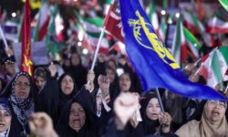 ملت ایران از حق غنی‌سازی و مطالبات راهبردی عقب‌نشینی نمی‌کند