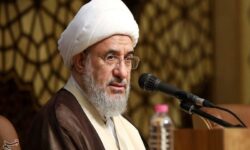 آیت‌الله اراکی خطاب به مسلمانان: حمله به منافع آمریکا یک واجب شرعی است