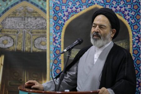 استقبال مسلمانان سایر کشورها از زائران ایرانی در حج امسال