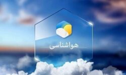 باد شدید و گردوخاک سمنان را در بر می‌‌گیرد