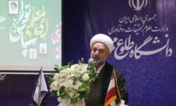 تأکید بر ضرورت ثبت حماسه‌های مردمی و مستندنگاری و روایت‌گری وقایع