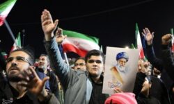 تدارک برنامه‌های بزرگداشت تشییع رهبر شهید انقلاب و ایام محرم در کرمان