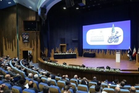 توسعه اقتصادی بدون بخش خصوصی ممکن نیست
