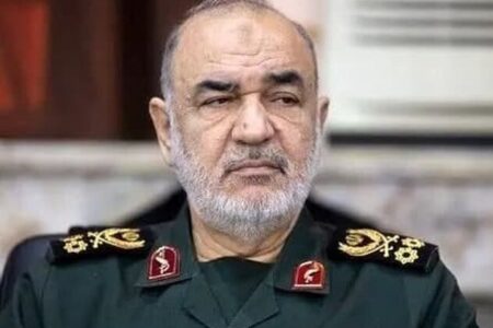 شهید سلامی؛فرمانده‌ای که قرآن بر او فرماندهی می‌کرد