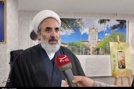 غدیر نقطه تکامل رسالت و پدر عاشورا است