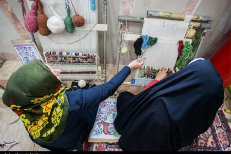 فعالیت بیش از 900 قالی‌باف در جنوب کرمان؛ تنها 200 نفر تحت پوشش بیمه