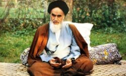 مرجعیت دینی و گفتمان اسلامی؛ دو رمز موفقیت امام خمینی(ره)