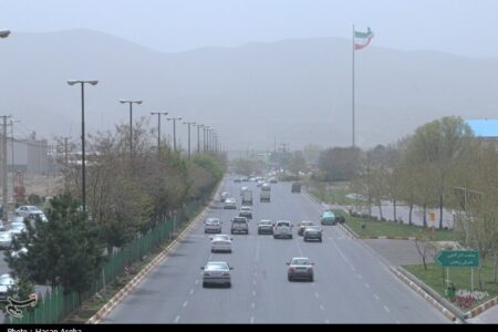 یزد در مسیر گرمای دوباره؛ هشدار گرد و غبار تا ظهر سه‌شنبه