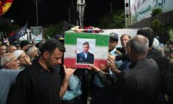 بوشهر با پیکر شهید حمله متجاوزانه آمریکا وداع کرد