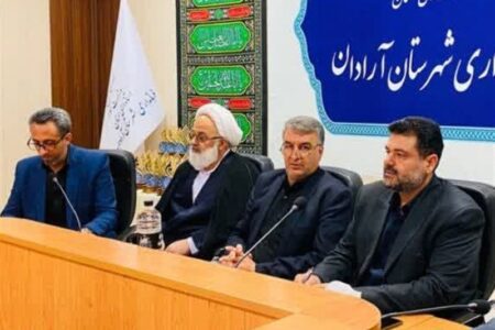 توسعه زیرساخت‌های آموزشی آرادان در اولویت قرار دارد