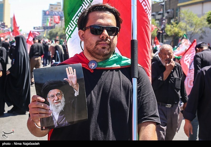 دلنوشته هایی برای امام شهید| وداع در آستانه سپیده؛ شهری که با اشک بیدار می‌شود