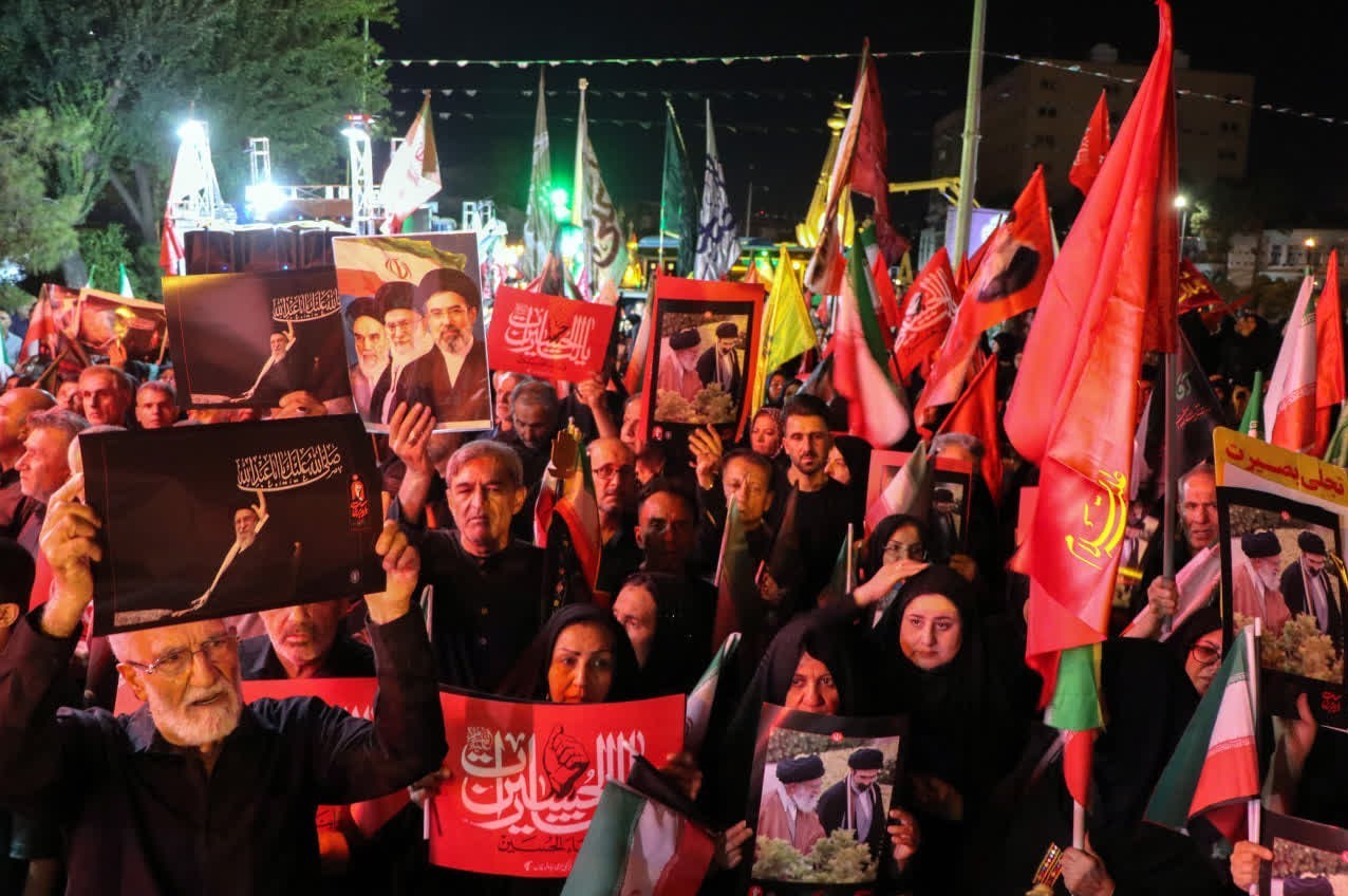 اخبار شیراز , اخبار استان فارس , بدرقه آقای شهید ایران , تشییع آیت‌الله‌العظمی سید علی خامنه‌ای , شهید امام خامنه ای (ره) , 