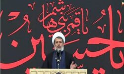 ملت ایران با منطق عاشورا در برابر ظلم ایستاده است