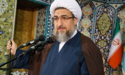 همه امور باید در مسیر خونخواهی و انتقام از عاملان شهادت رهبر انقلاب باشد