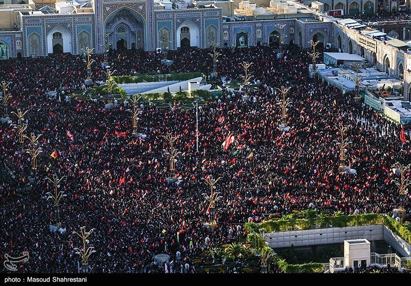 گزارش میدانی تسنیم از مراسم وداع و تشییع مردم ولایتمدار با امام شهید در مشهد