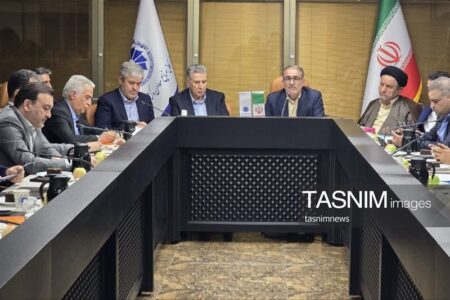 تاجگردون: توسعه اقتصادی در گرو شکستن موانع پیش‌پای بخش خصوصی است